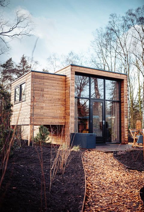 airbnb tiny house roes