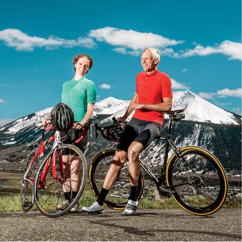 How To Climb At Alude What It S Like Ride Pikes Peak Bicycling Cycling At Pikes Peak