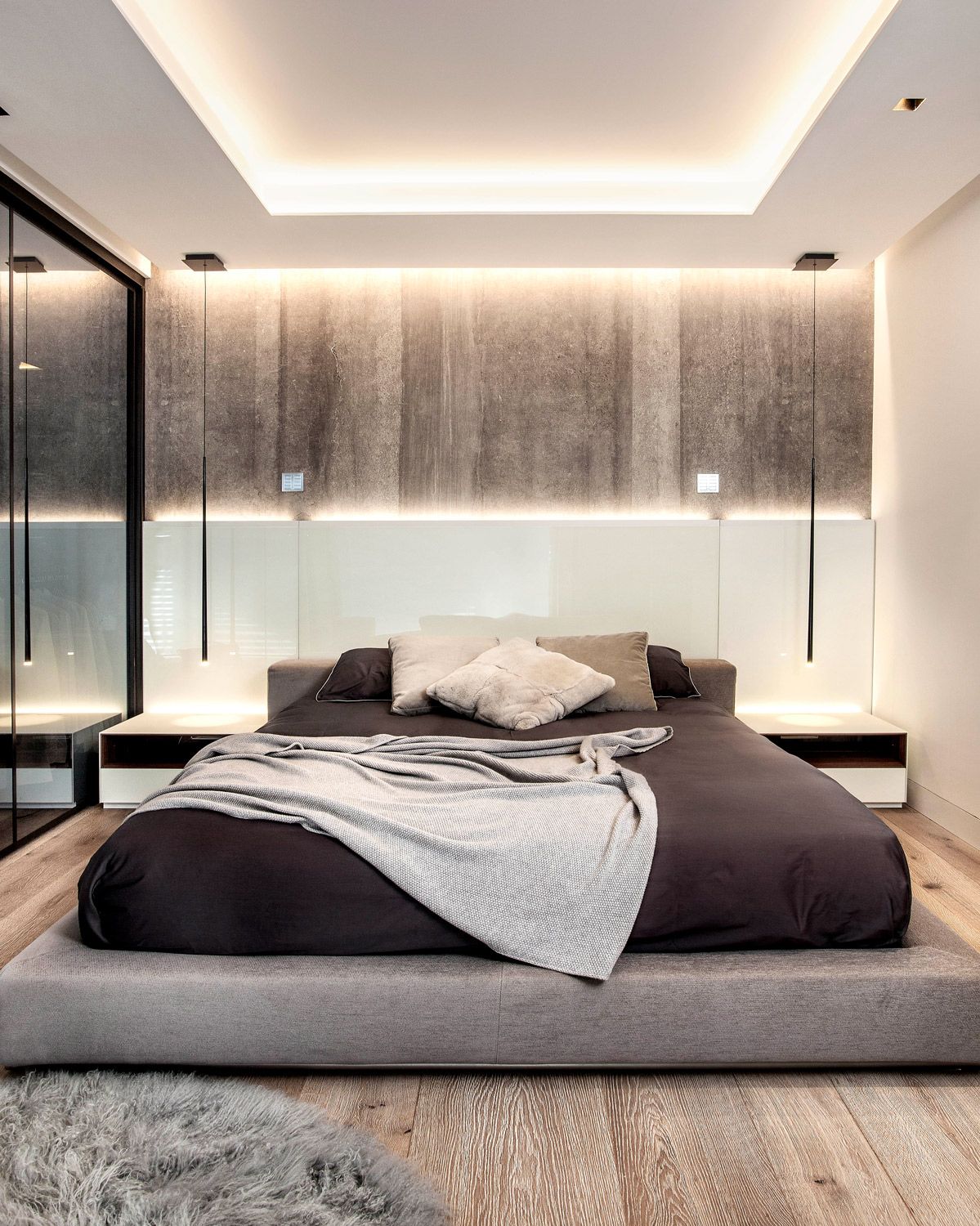 28 sophisticated bedrooms with low platform beds - low
