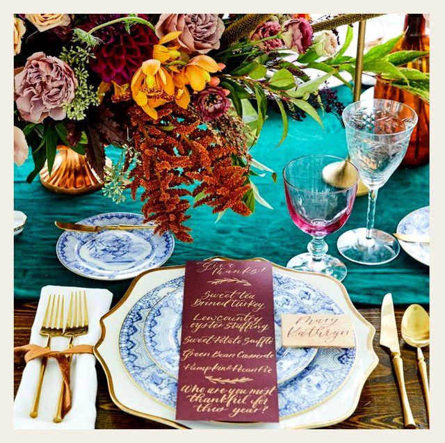 thanksgiving table scape