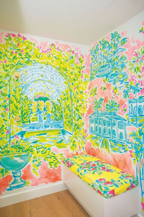Rare Photos Of Lilly Pulitzer Are Revealed In A New Coffee Table Book