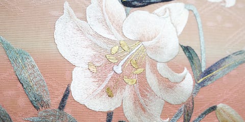 夏木マリさん 結婚10周年に見せた純白の着物姿 夏木マリさん 結婚10周年に見せた純白の着物姿