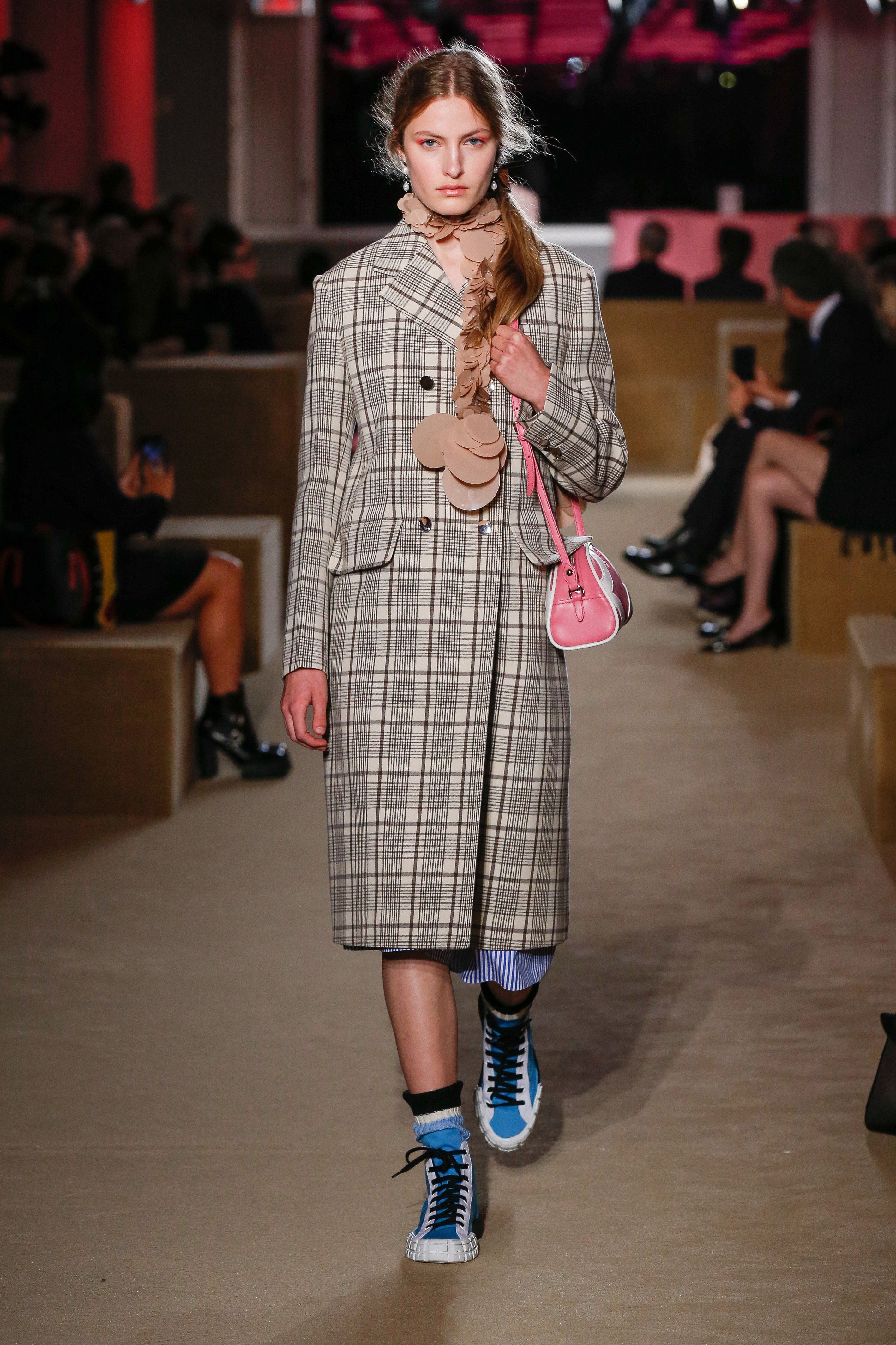 Prada S Resort Runway Show Was Filled With Epic Looks And A Listers