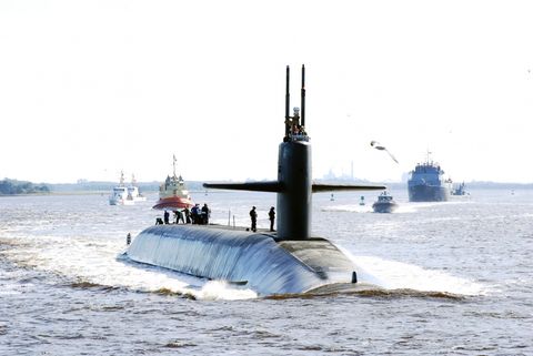 Submarine, Ballistic missile submarine, Vehicle, Cruise missile submarine, Boat, Watercraft, Deep-submergence rescue vehicle, Ship, Navy, Stealth ship, 