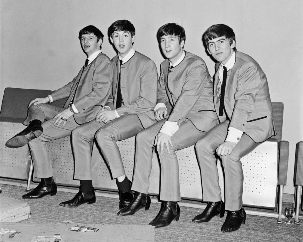 Chelsea boots: tornando di moda gli stivaletti da uomo resi iconici dai  Beatles