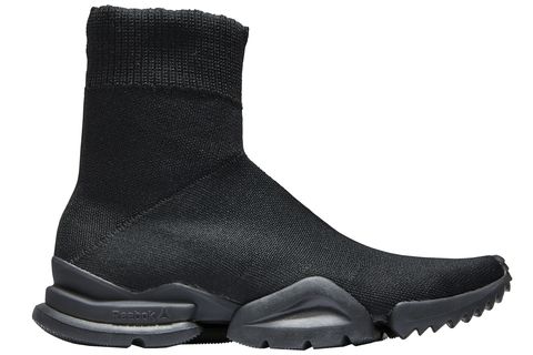 Footwear, Boot, Shoe, Work boots, Steel-toe boot, Snow boot, Durango boot, Outdoor shoe, Rain boot, 