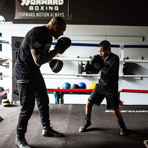 javon “wanna” walton training in the gym with his father