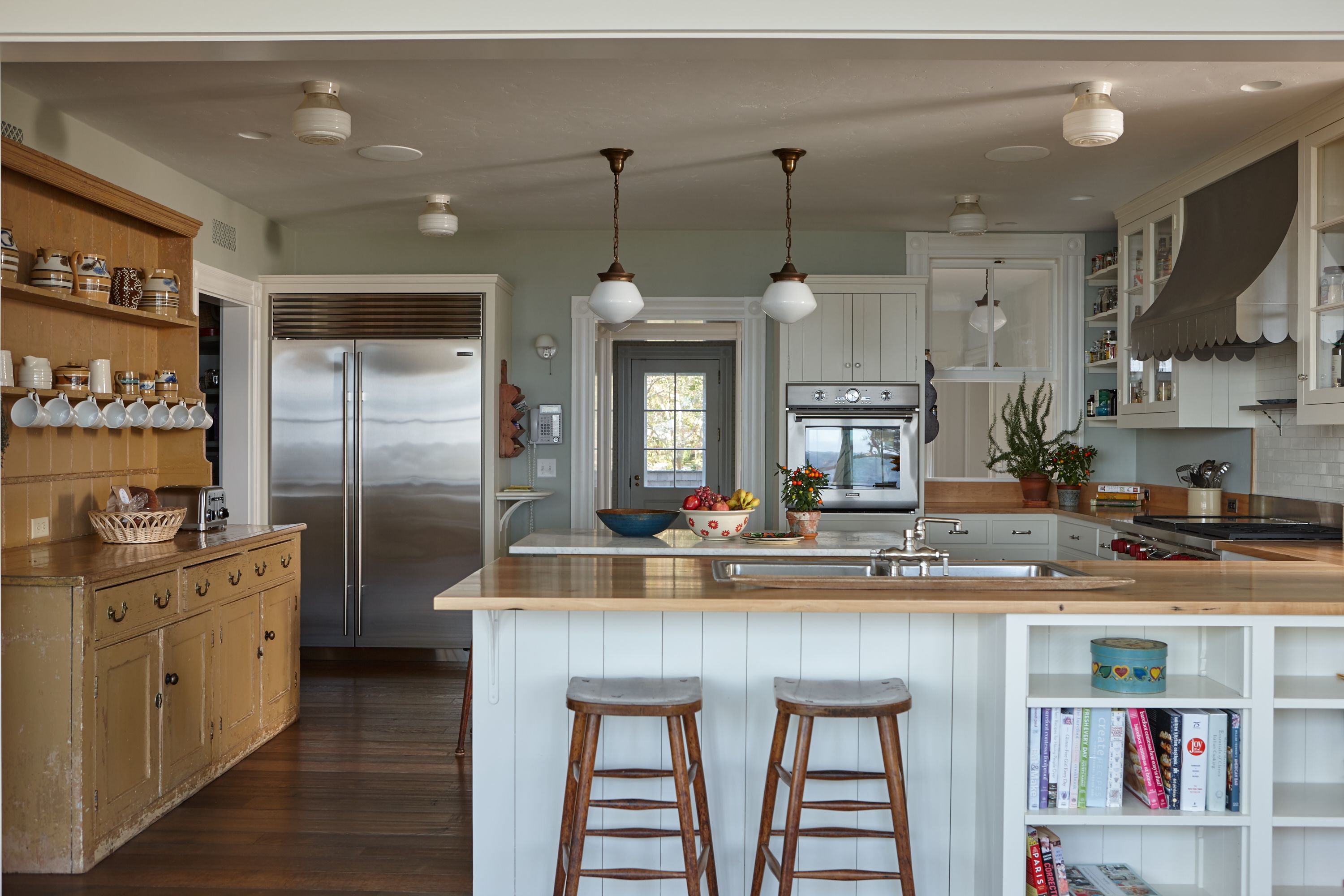 Kitchen Peninsula With Seating And Storage | Wow Blog