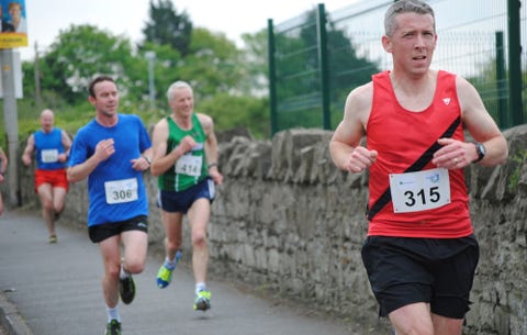 How Veteran Runners Can Race Well on Lower Mileage