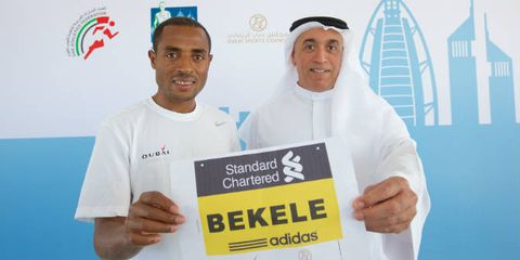 Kenenisa Bekele with Dubai Marathon bib