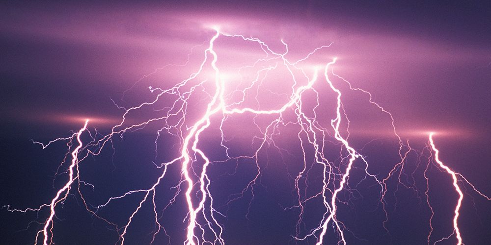 What Runners Should Know About Lightning | Carreras-unibeShops