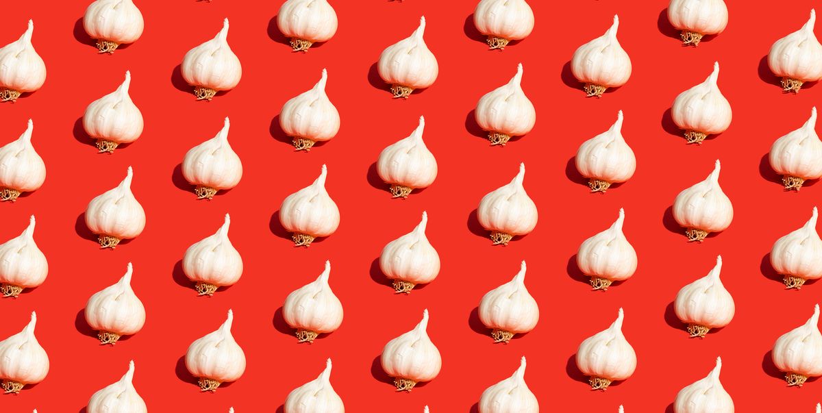 The Top 8 Garlic Health Benefits, Backed by Research