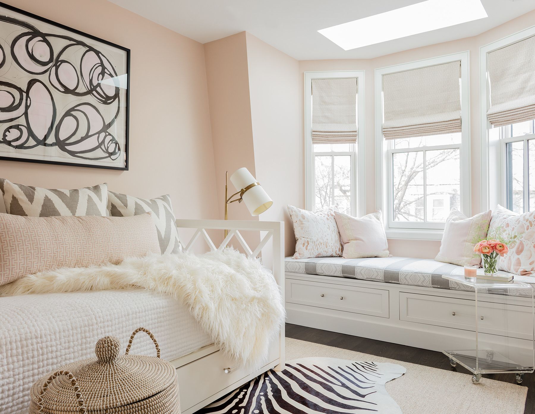 15 Best Colors For Small Rooms Best Paint Tips For Small