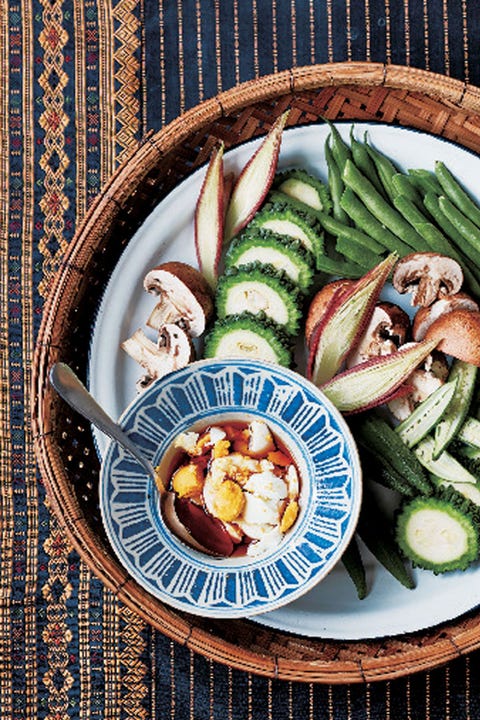 季節野菜のさっと蒸し魚醤ディップ添え のレシピ 作り方 Elle Gourmet エル