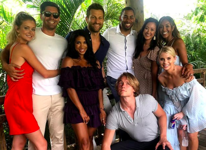 45 Bachelor in Paradise Rules and Wild Stories from photo picture