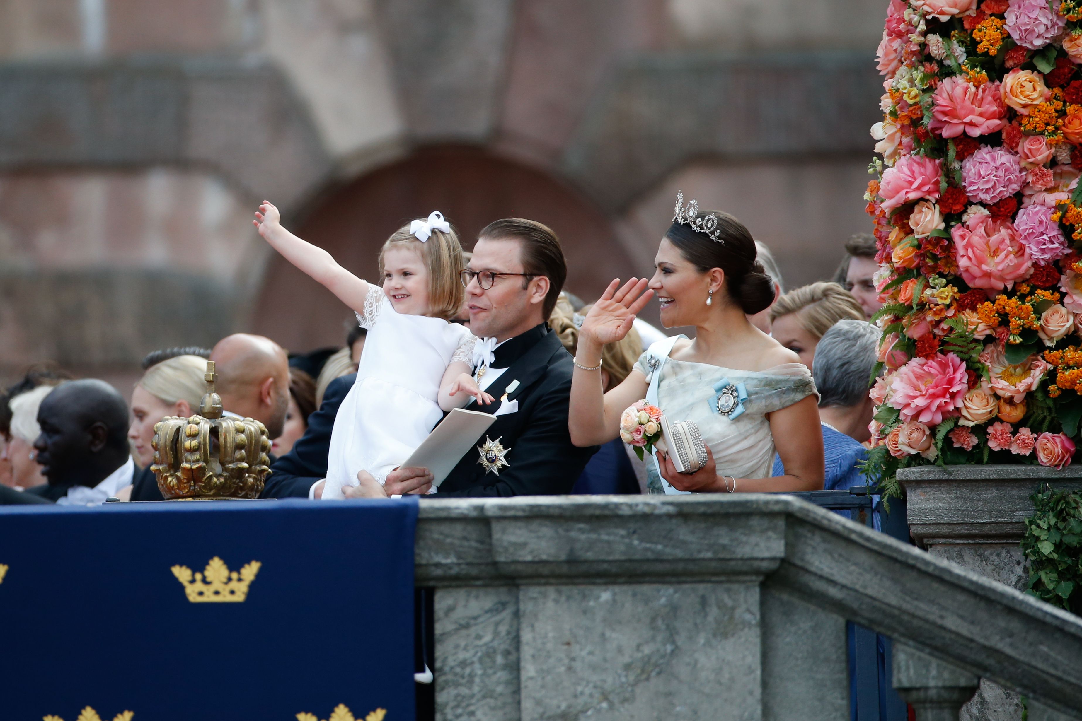 愛らしい スウェーデン エステル王女の成長記録
