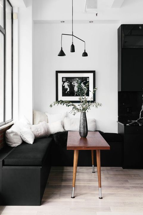 44 Striking Black White Room Ideas, Living Room Black And White Theme