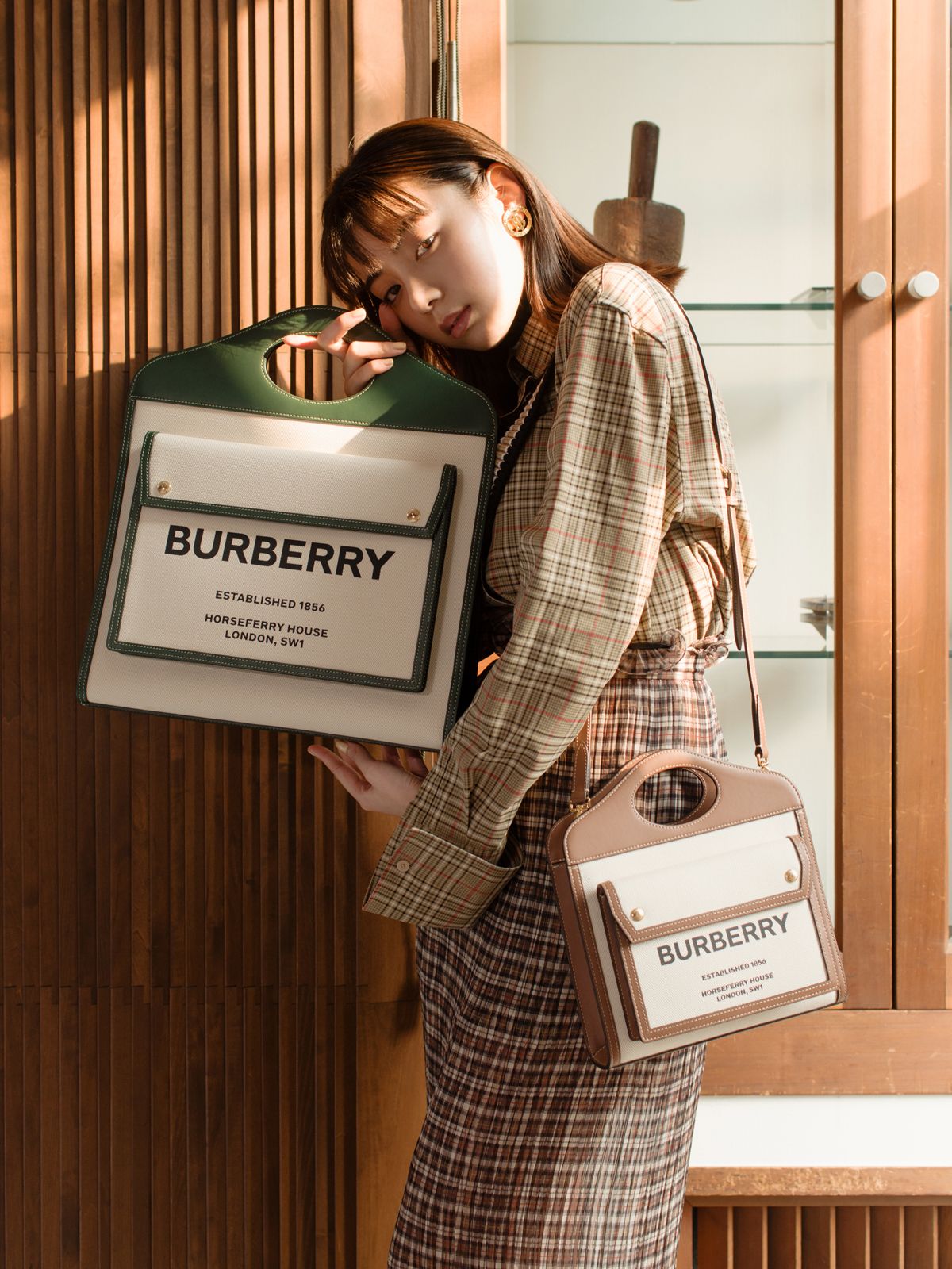 独創的 BURBERRYバッグ ecousarecycling.com