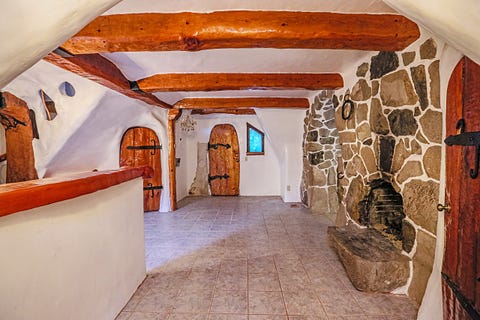 Property, Ceiling, Building, Room, Arch, Interior design, Architecture, House, Beam, Floor, Property, Ceiling, Building, Room, Arch, Interior design, Architecture, House, Beam, Floor,