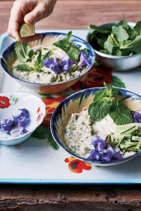 カンボジア式 ハーブのあえ麺 のレシピ 作り方 Elle Gourmet エル グルメ カンボジア式 ハーブのあえ麺 のレシピ 作り方 Elle Gourmet エル グルメ