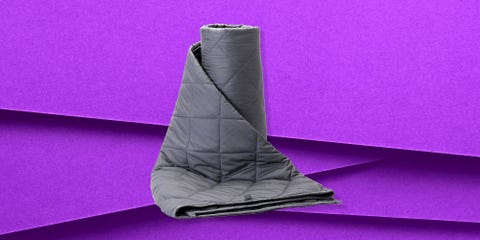 This $60 Weighted Blanket Has Over 300 Positive Amazon Reviews