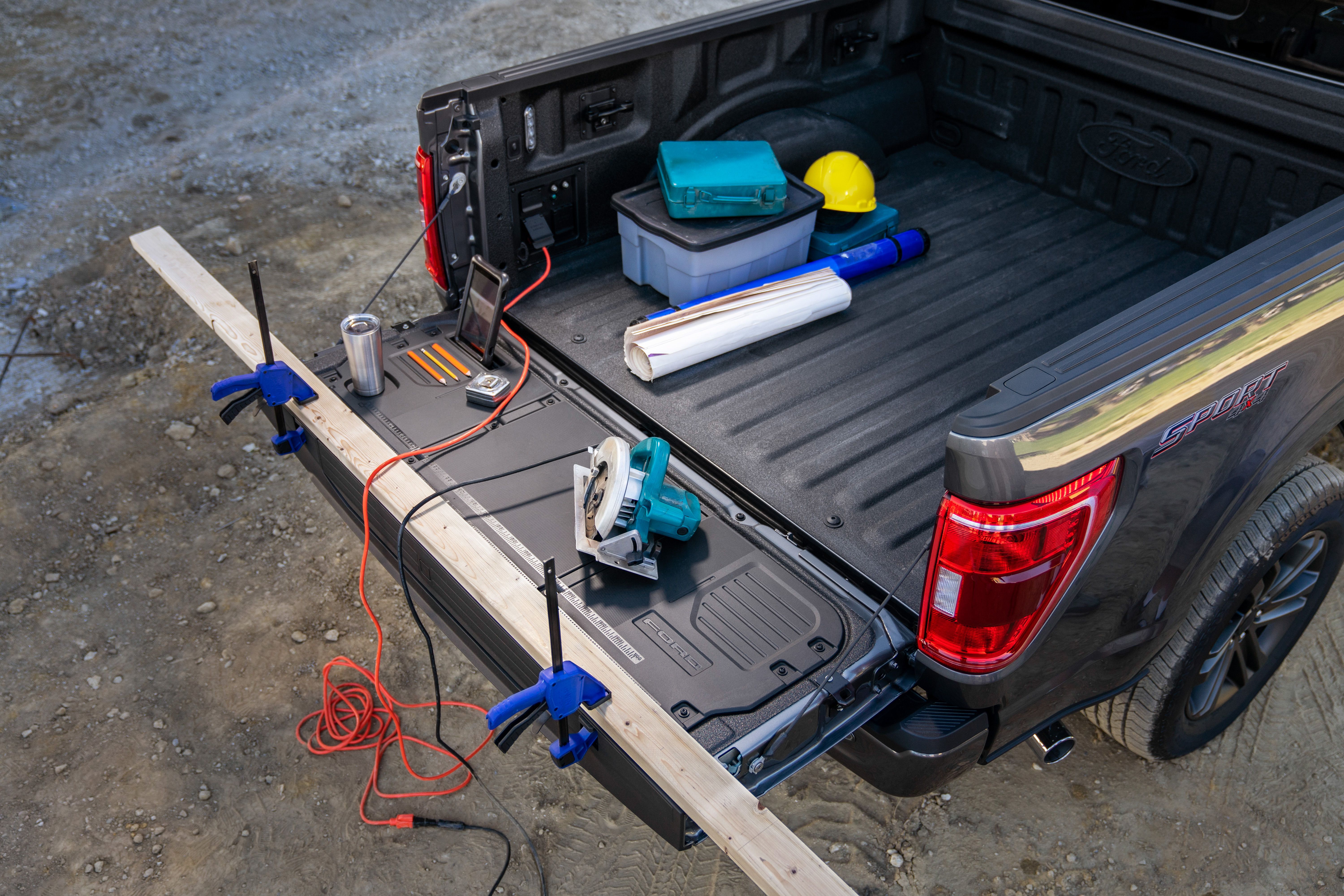 2021 Ford F 150 S New Tailgate Is Construction Site Ready