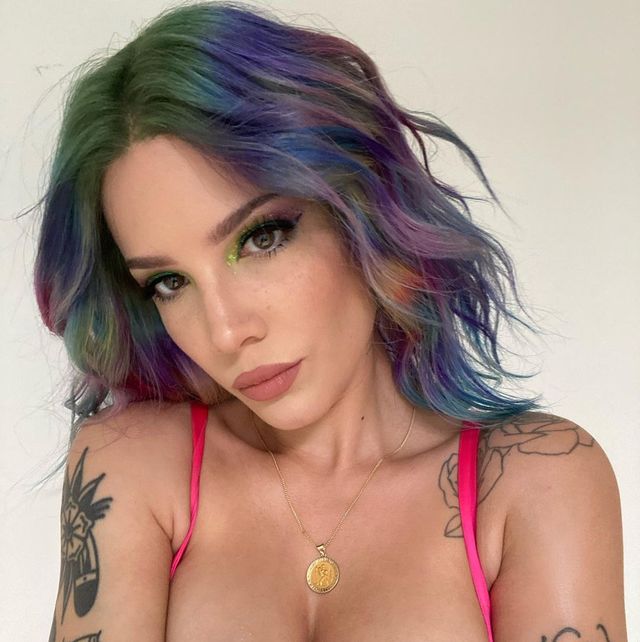Girl Body Tattoo Drawing Xxx Video - Halsey's Tattoos - Photos and Meaning of Halsey's Tattoos