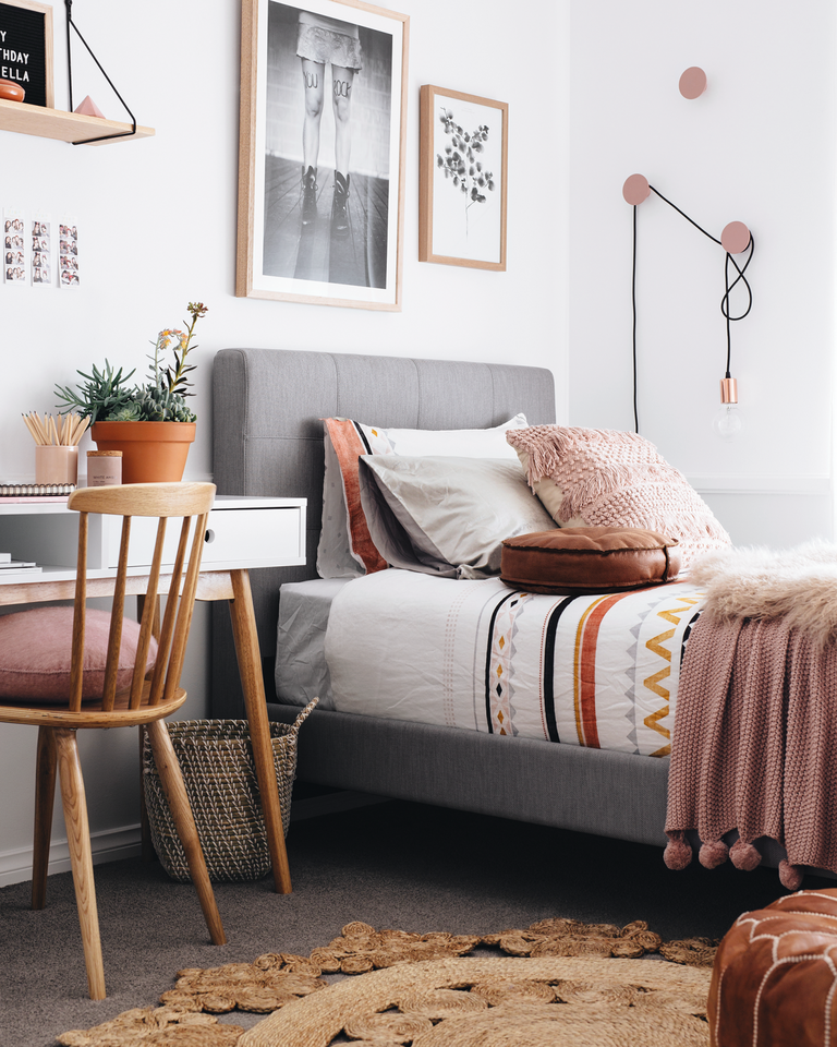 Ideas For Teenage Bedroom - inkkideas.com - Ana Al Shamel