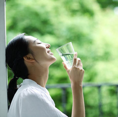 營養師激推 8杯水減肥法 每天照時間表喝 瘦身 消 營養師激推 8杯水減肥法 每天照時間表喝 瘦身 消