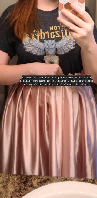 Emma Watson S Doppelganger Kari Lewis Looks Like Her Actual Twin Emma Watson S Doppelganger Kari Lewis Looks Like Her Actual Twin