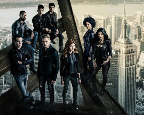 shadowhunters freeform's "shadowhunters" stars alberto rosende as simon lewis, isaiah mustafa as luke garroway, dominic sherwood as jace wayland, harry shum jr as magnus bane, matthew daddario as alec lightwood, katherine mcnamara as clary fray, alisha wainwright as maia roberts and emeraude toubia as isabelle lightwood freeformjustin stephens