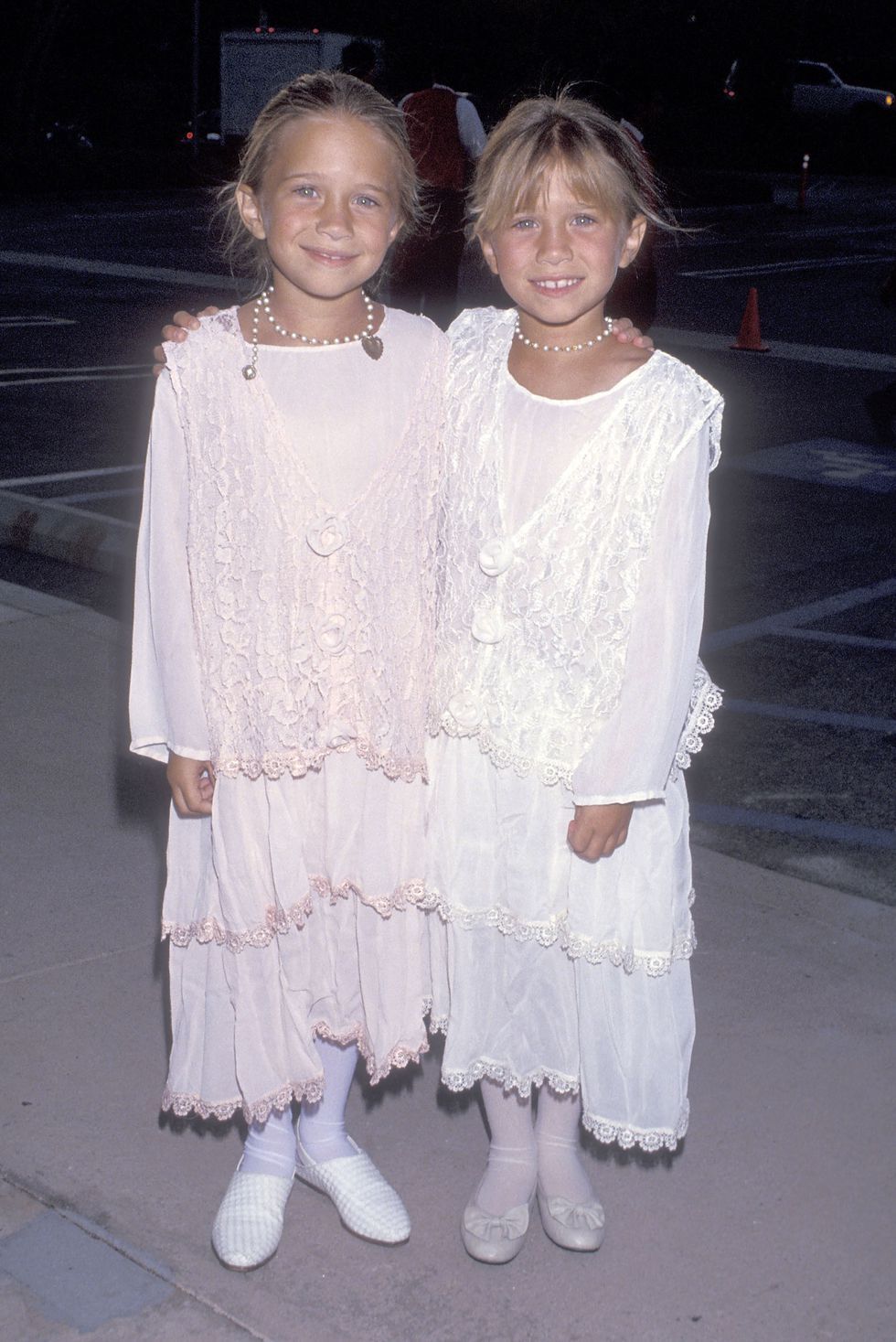 Olsen Twins Celebrity Photos Mary Kate And Ashley Olsen S Best Paparazzi Moments