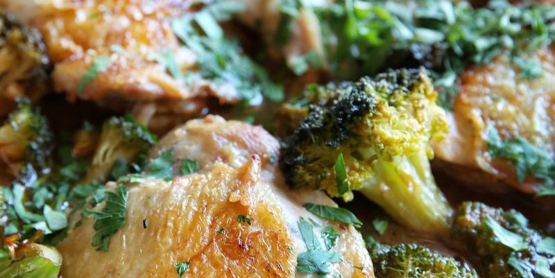 Best Honey-Sriracha Chicken with Broccoli Recipe - How To Make Honey ...