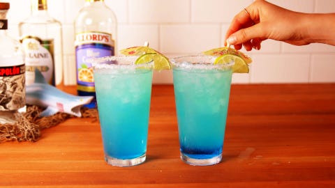 18 Easy Blue Cocktails - Best Blue Cocktail Drinks