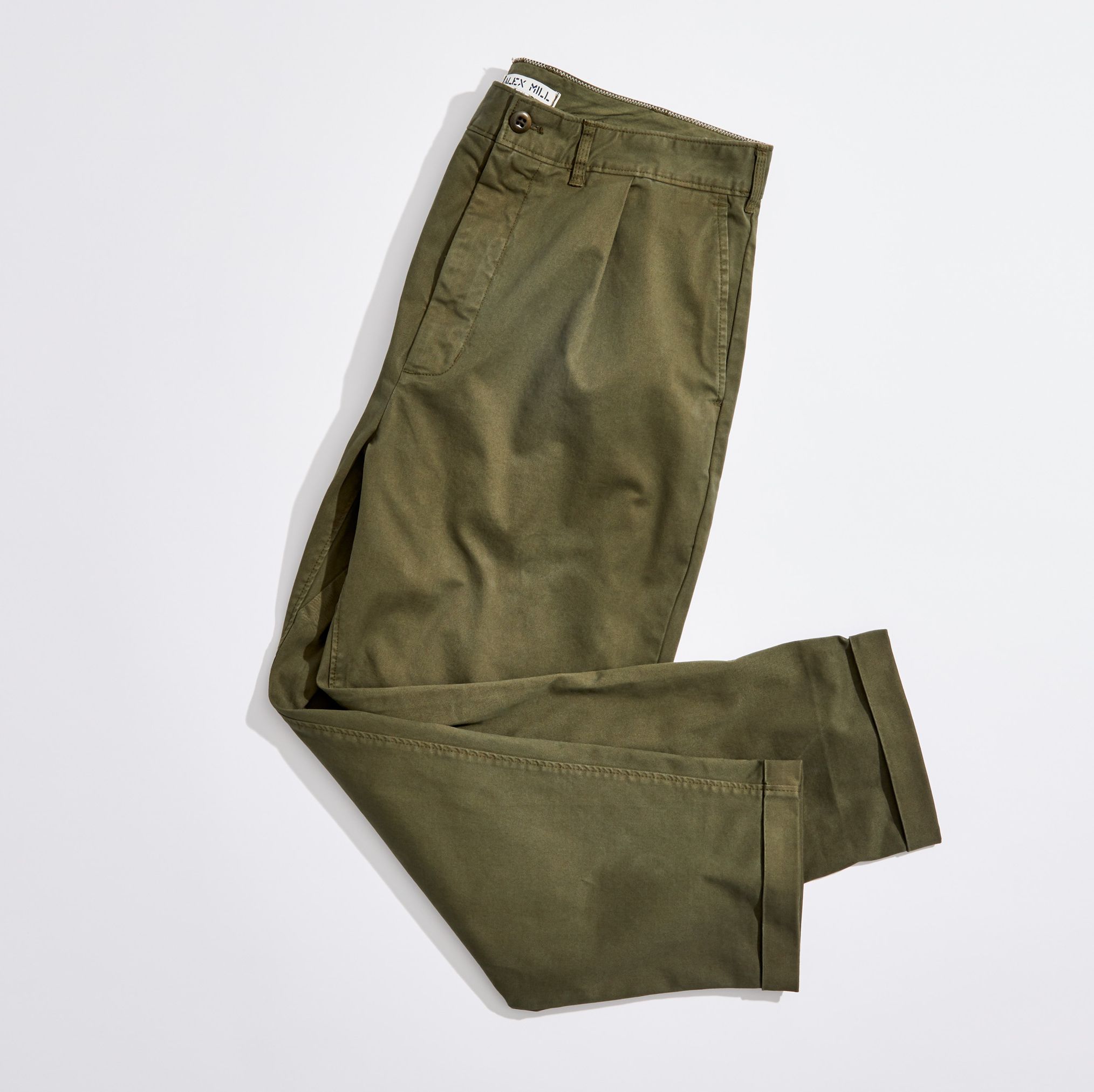 Alex Mill's Chinos Will Make You Believe in Pleats Again