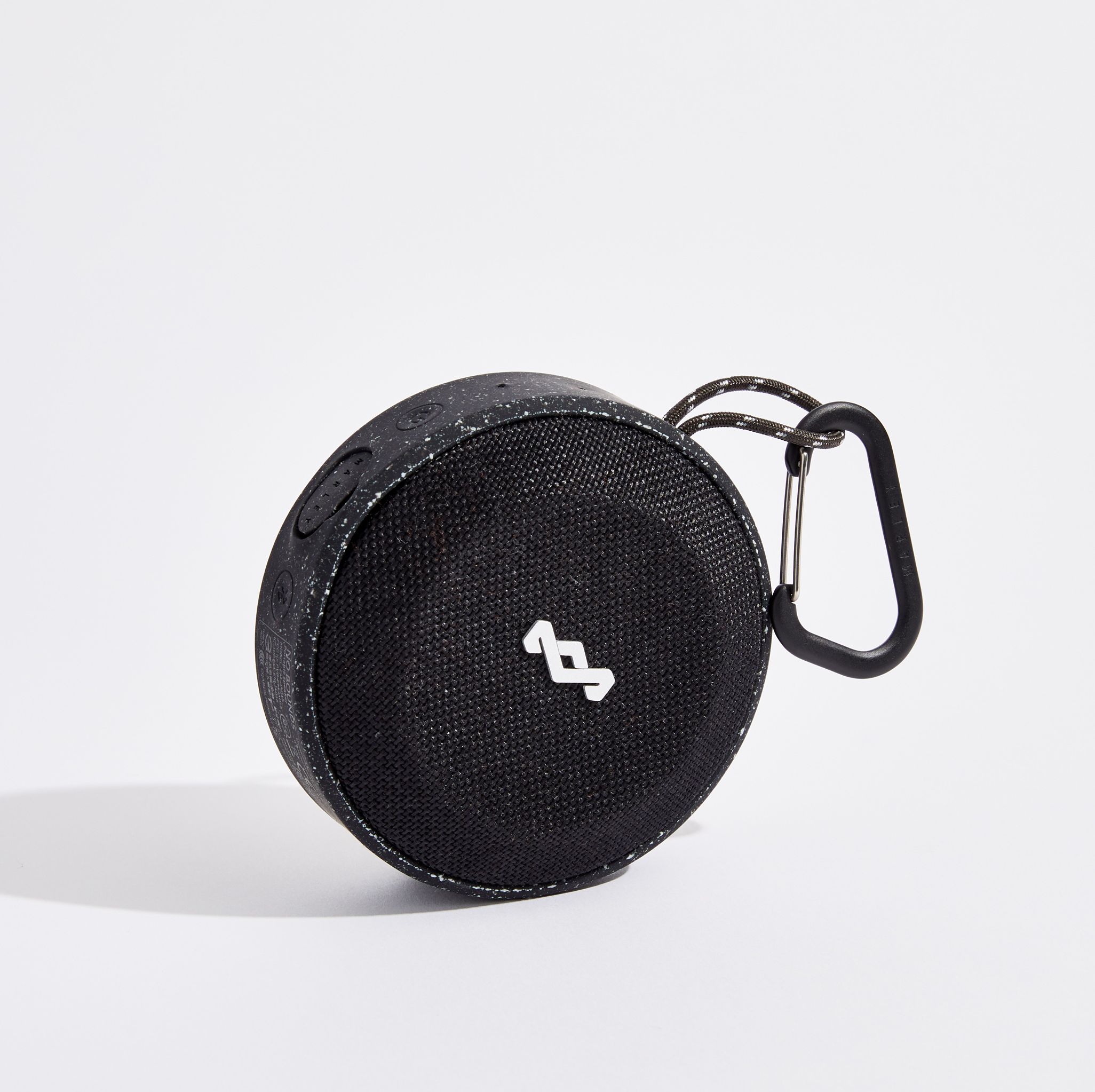 The Tiny But Thunderous Bluetooth Speaker That Defies Convention