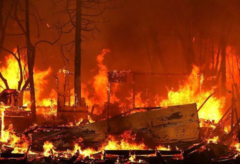 米カリフォルニア州北部を襲った山火事 キャンプ ファイア の様子を 30枚の写真で振り返る