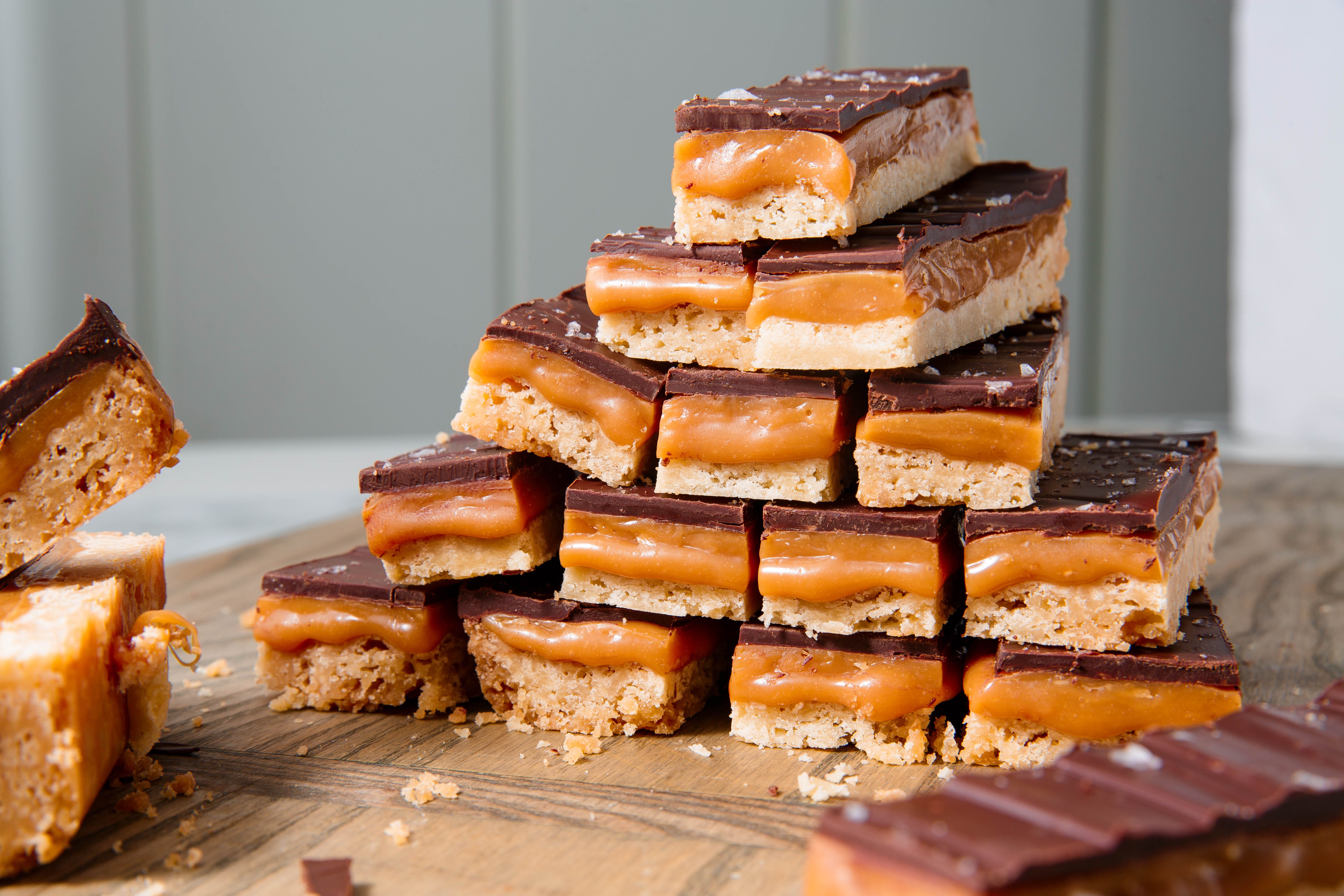 Millionaire Shortbread Is Pretty Much A Homemade Twix