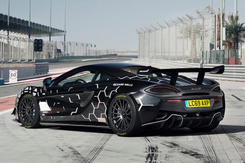 1831509-mclaren-620r-04-1575886716.jpg