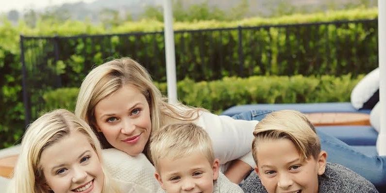 5 Facts About Reese Witherspoon S Kids Ava Deacon Tennessee