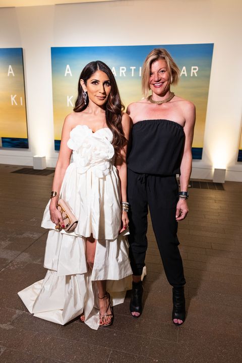 san francisco, ca   november 5   sobia shaikh and danielle madeira attend the de young museum presents on the edge  benefit honoring artist judy chicago designer walter hood on november 5th 2021 at de young museum in san francisco, ca photo   drew altizer