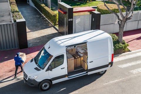 Mercedes Benz Will Make An Electric Sprinter Van Image