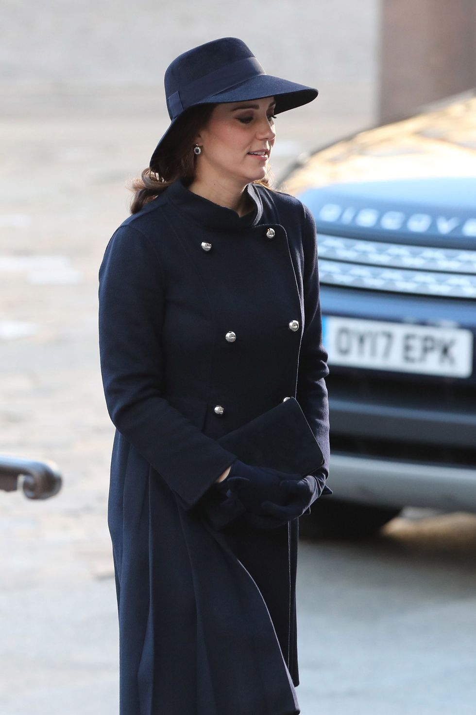 19-arrives-at-st-paul-s-cathedral-for-a-grenfell-tower-national-memorial-service-on-december-14-2017-in-london-england-1523224512.jpg