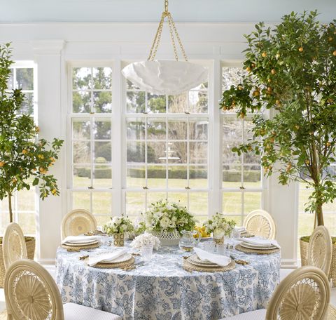 33 Best Table Decorating Ideas For, Round Table Setting Ideas For Home