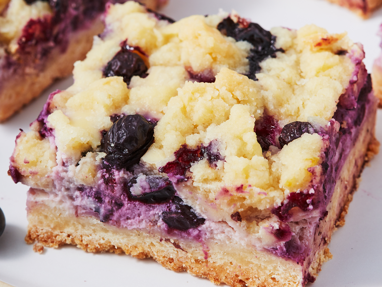 25+ Easy Blueberry Desserts - Fresh Blueberry Dessert Recipes
