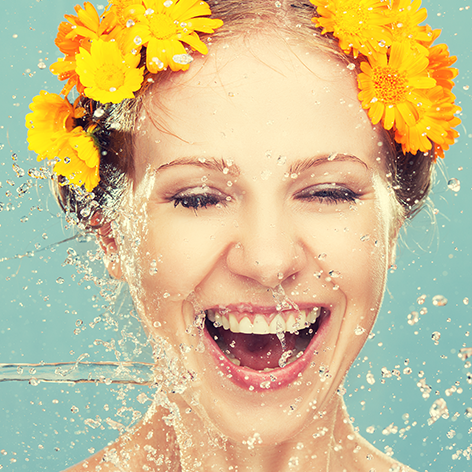 Face, Facial expression, Skin, Head, Fun, Beauty, Yellow, Smile, Happy, Mouth, 