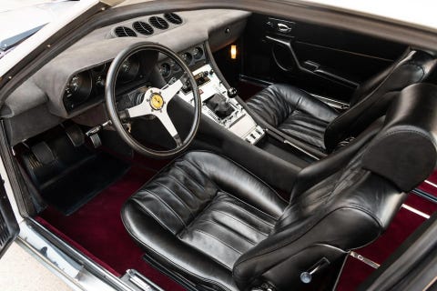 1972 ferrari 365 gtc4 interior