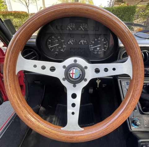 1988 alfa romeo spider veloce