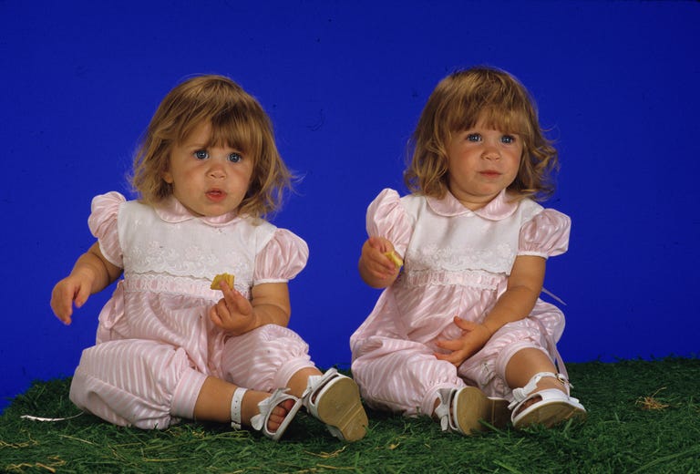 40 Photos of the Olsen Twins Through the Years - Hot Lifestyle News