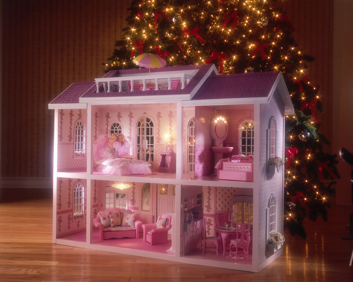 biggest barbie house